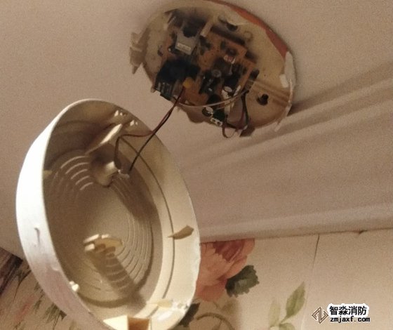 消防煙感探測(cè)器故障的原因處理